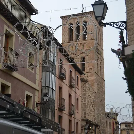 Casa Santo Tomé Toledo